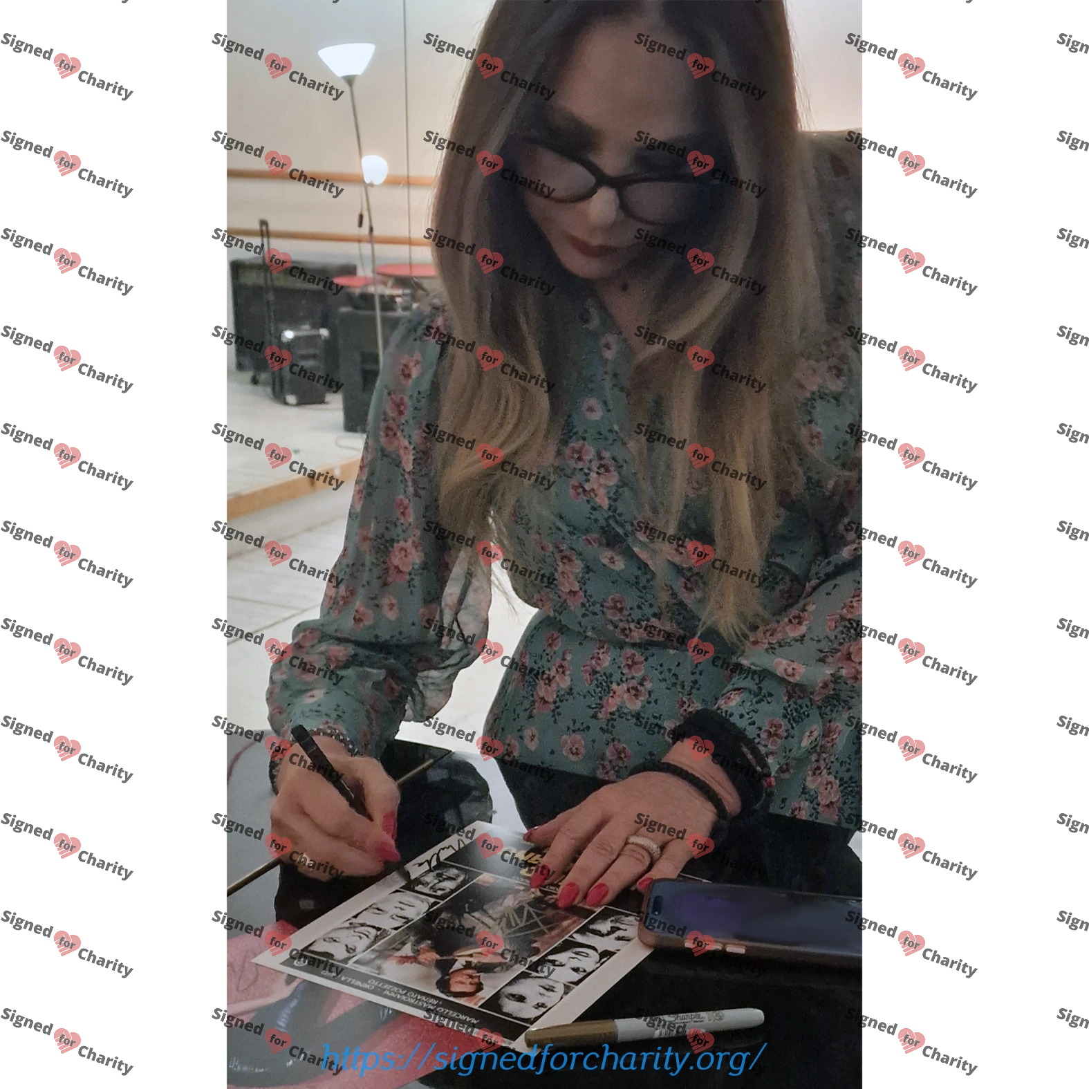 Peppe Barra and Ornella Muti - Signed Photo - Giallo napoletano (Atrocious Tales of Love and Death) - Image 3