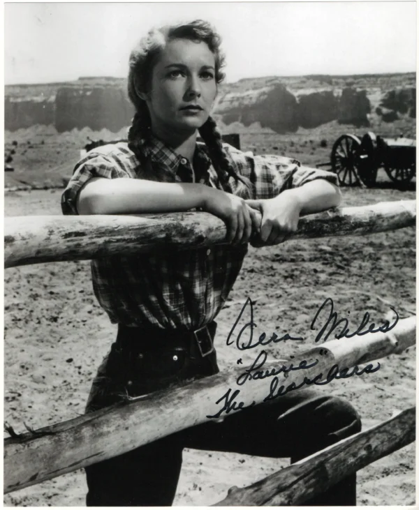 Vera Miles - Signed Photo - The Searchers (Sentieri selvaggi)