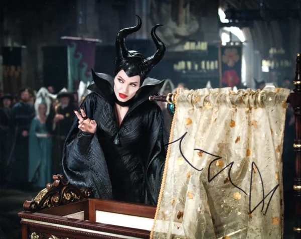 Angelina Jolie - Signed Photo - Maleficent - Image 2