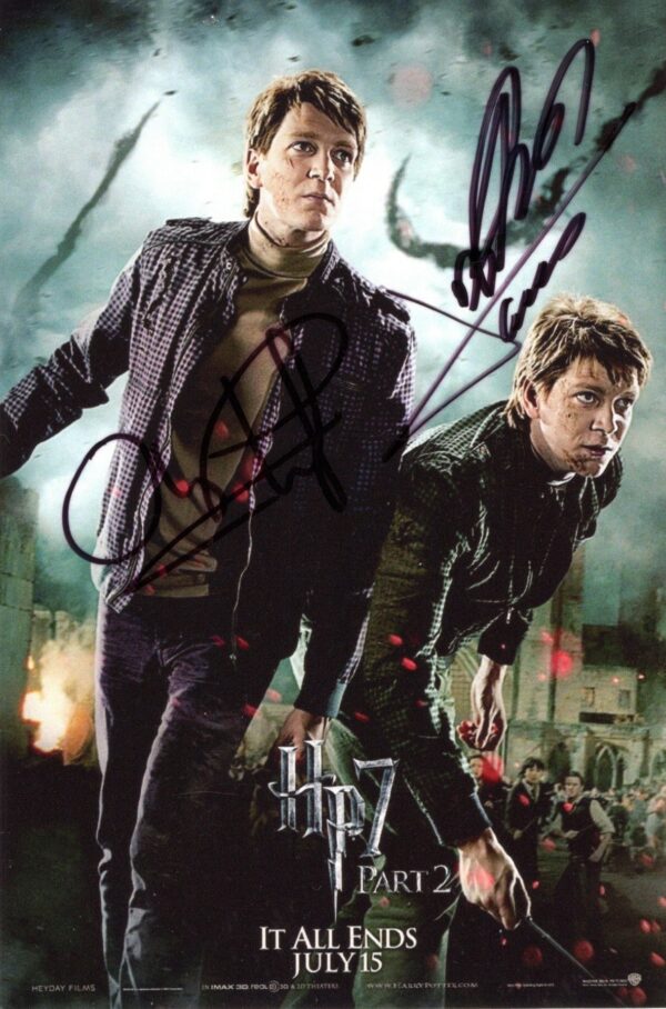 Foto autografata da James and Oliver Phelps.