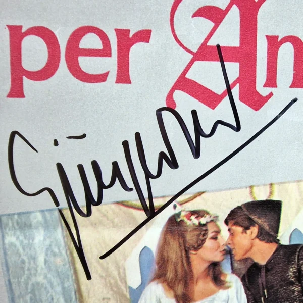 Sandra Milo and Gianni Morandi - Signed Poster - Per amore... per magia... (1967) - Image 4