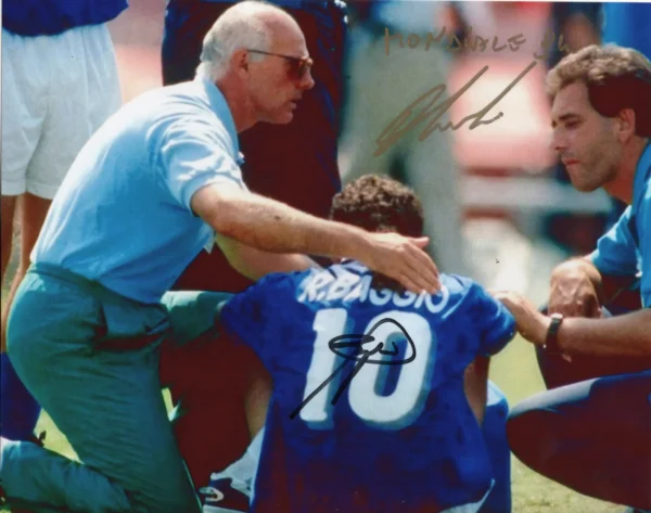 Arrigo Sacchi and Roberto Baggio - Signed Photo - Soccer (Italy National Football Team)