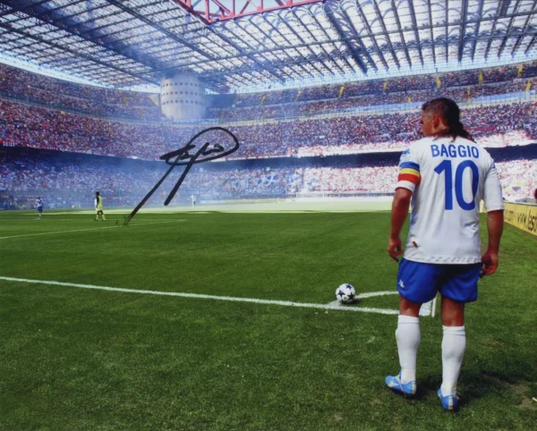 Roberto Baggio - Signed Photo - Soccer (Italy National Football Team)