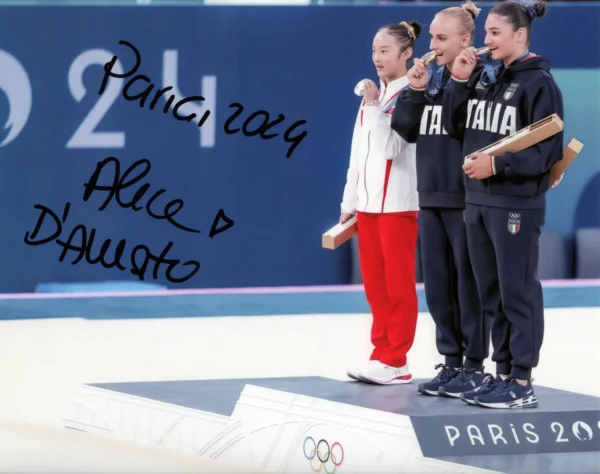 Alice D'Amato - Signed Photo - Paris Olympics 2024 (Gold Medal)