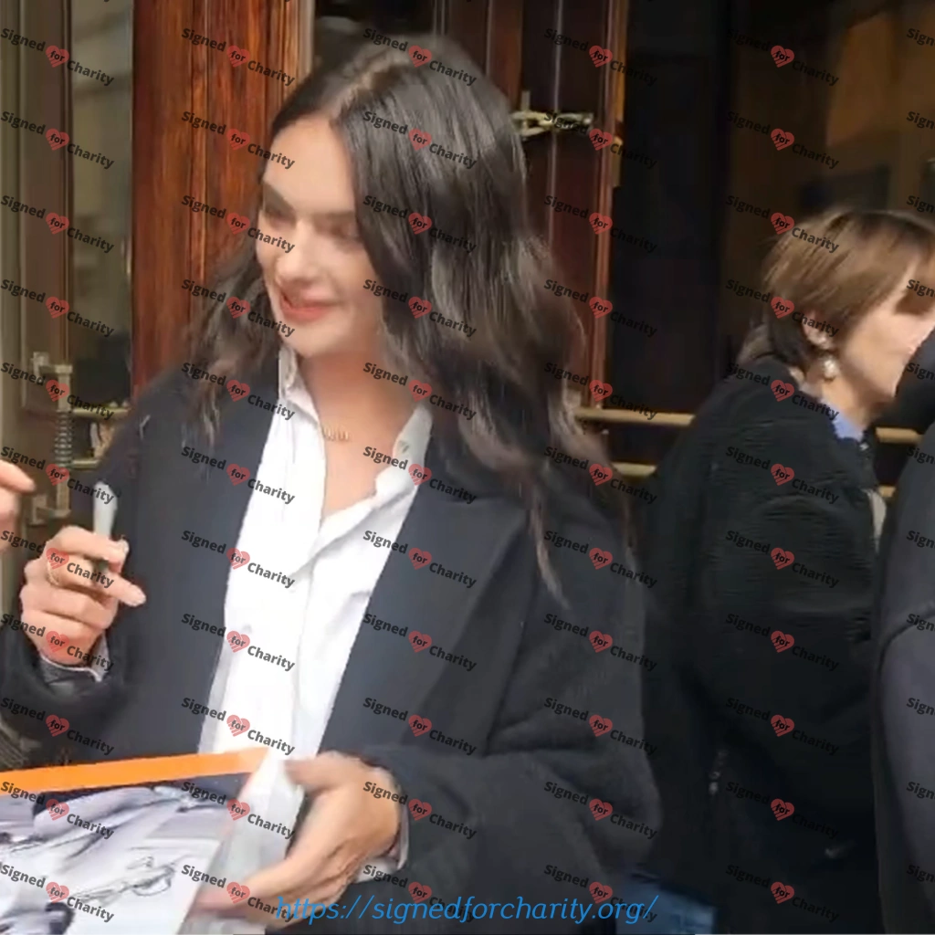 Deva Cassel - Signed Photo - Italian Model - Image 3