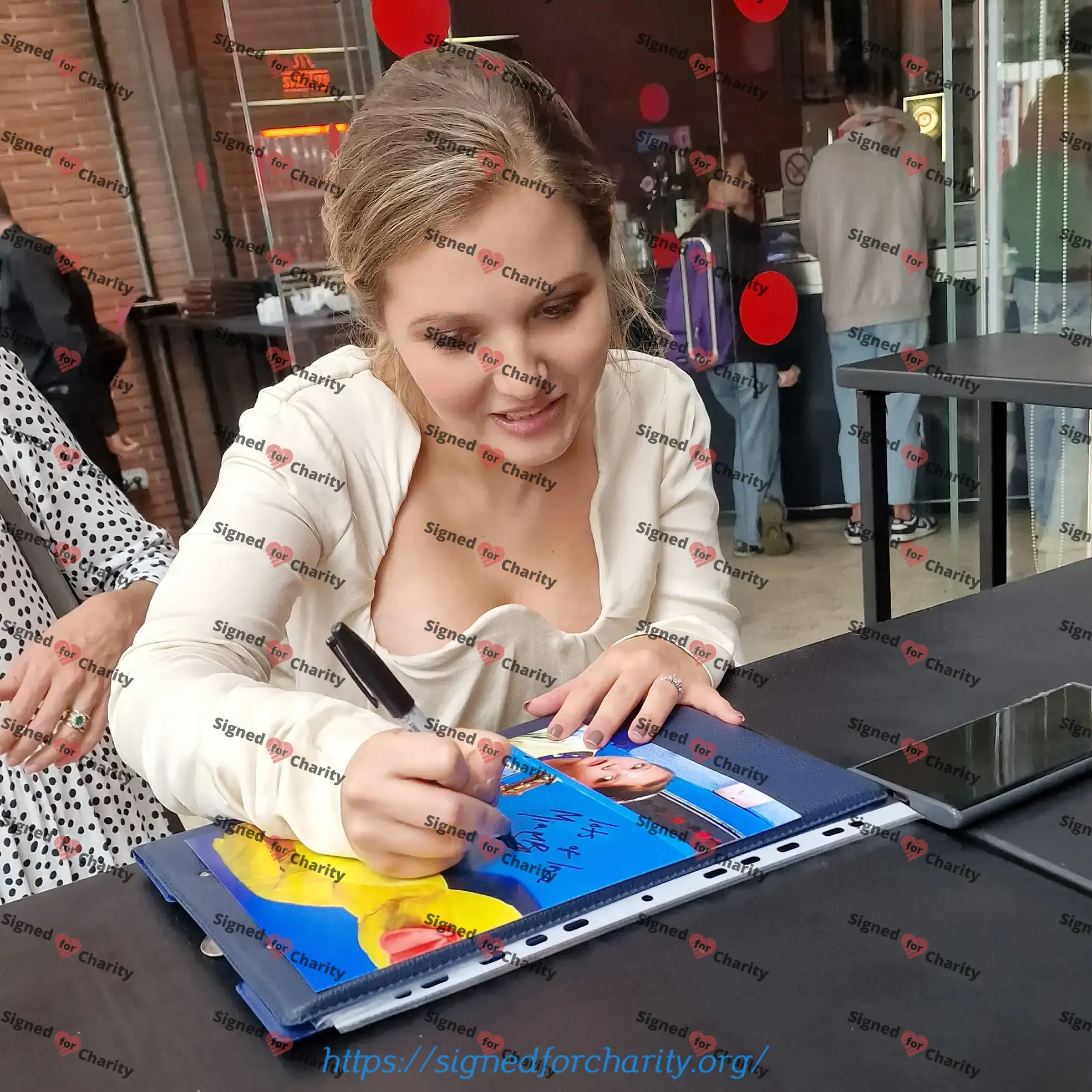 Mia McKenna-Bruce - Signed Photo - English Actress - Image 2