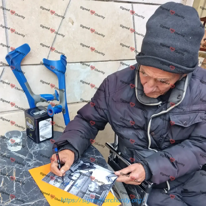 Enzo Staiola Signed Photo Autografo The Bicycle Thieves (Ladri di biciclette) - Image 2