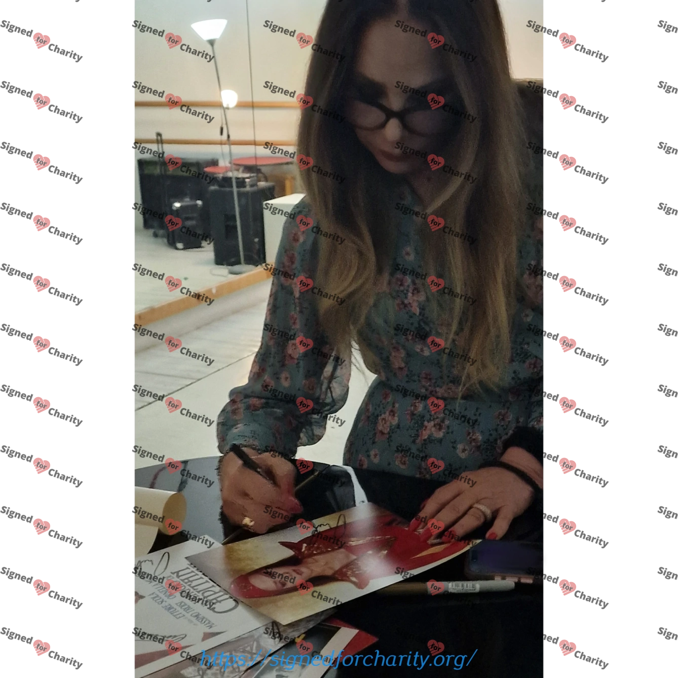 Ornella Muti - Signed Photo Autografo - Flash Gordon - Image 2