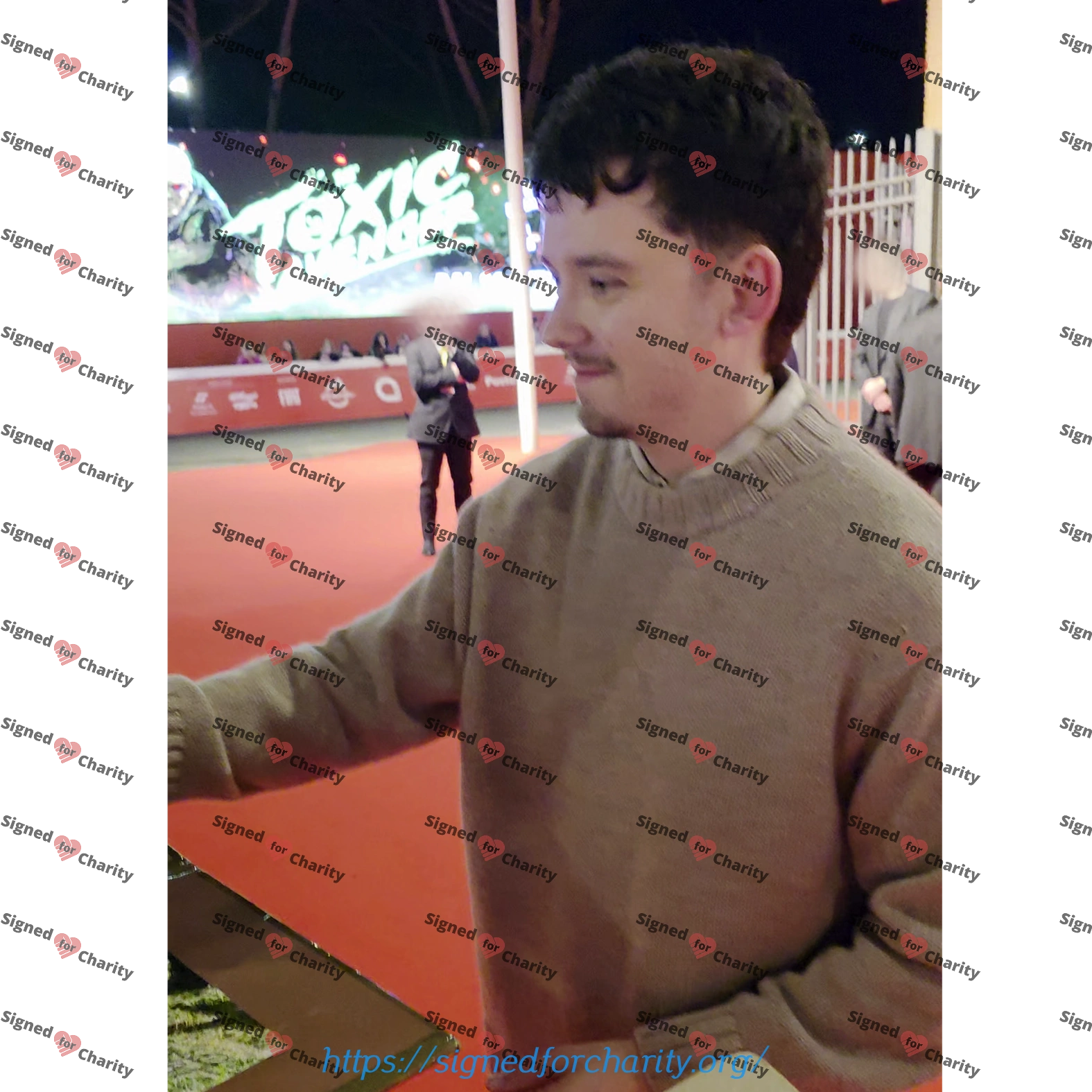 Asa Butterfield - Signed Photo - The Boy in the Striped Pajamas - Image 2