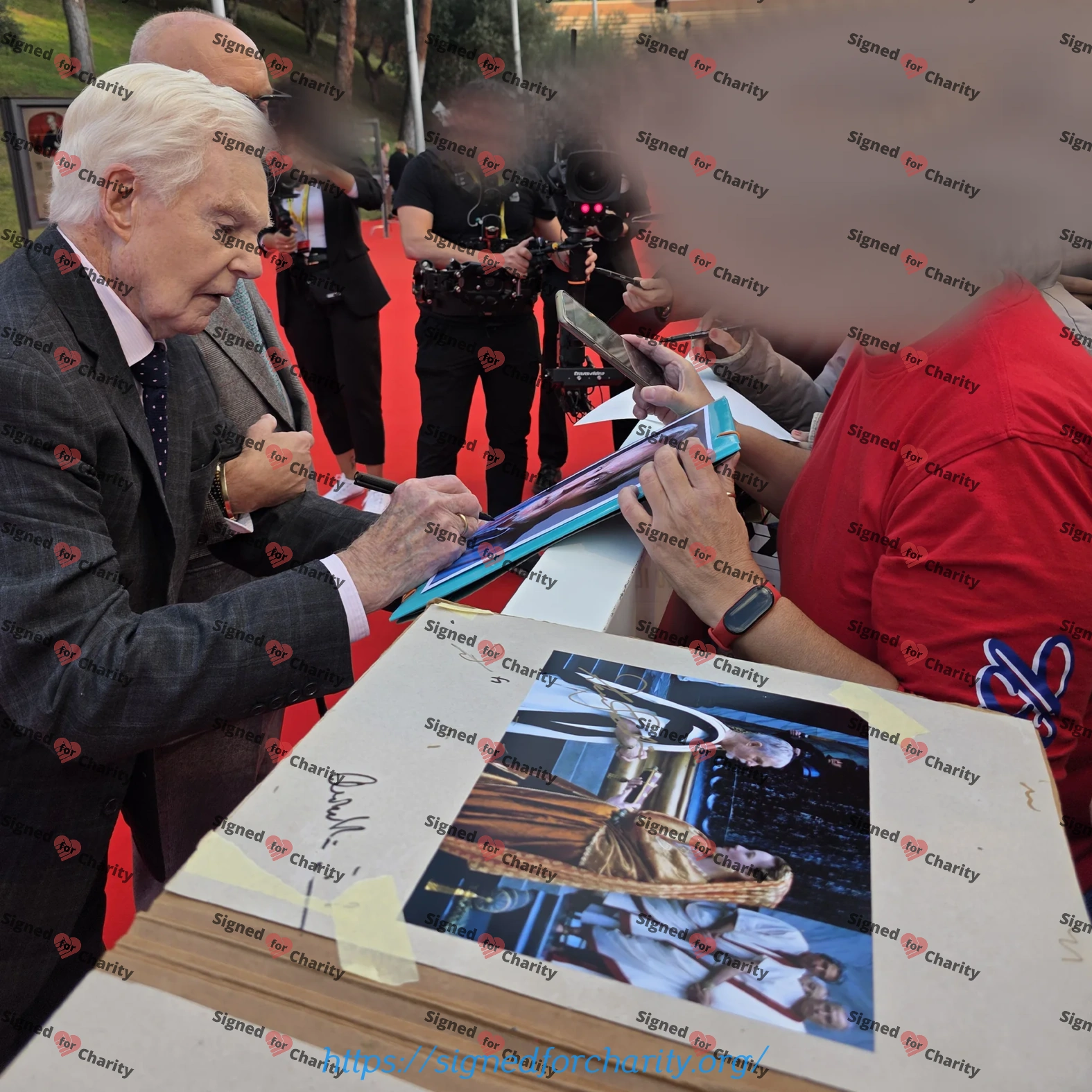 Derek Jacobi – Signed Photo – Gladiator - Image 2