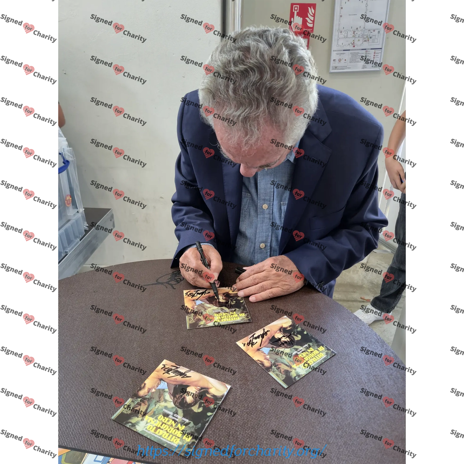 Ritratto di Borghesia in Nero Signed CD – Franco Bixio & Vince Tempera - Image 3
