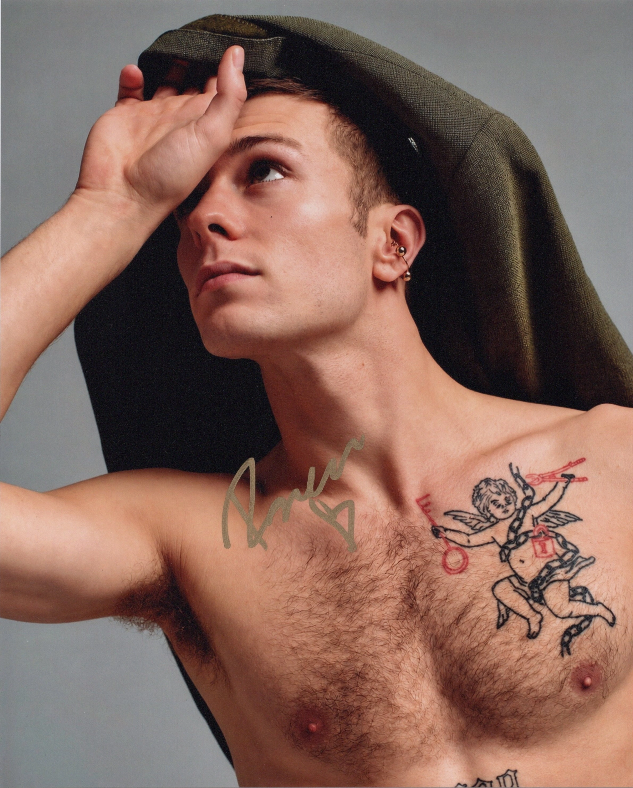 Ruaridh Mollica โ Original Hand-Signed Portrait Photo