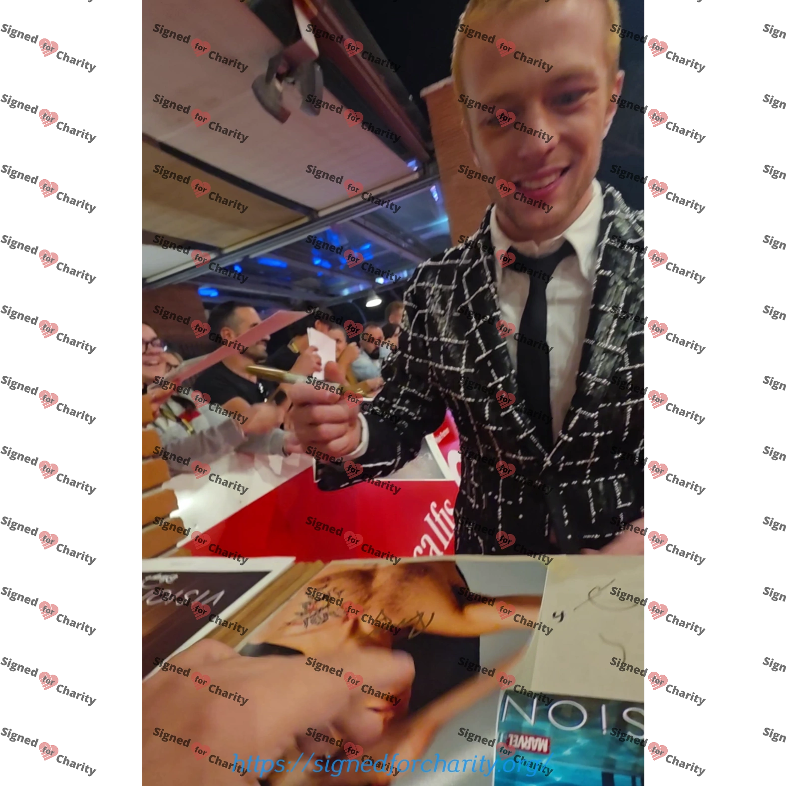Ruaridh Mollica โ Original Hand-Signed Portrait Photo - Image 3